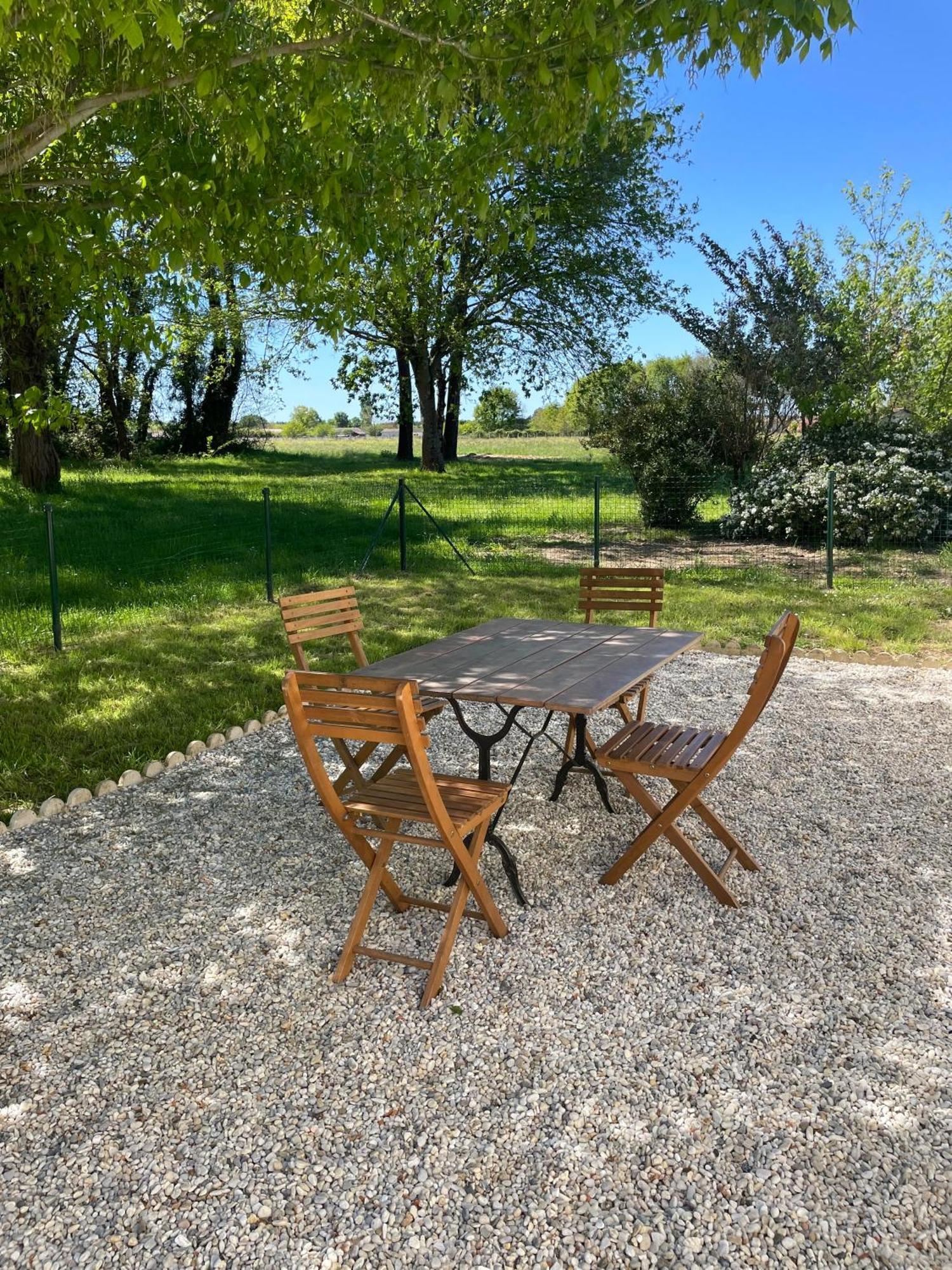 Villa Domaine Des Quatre Terres Lesparre-Médoc Esterno foto